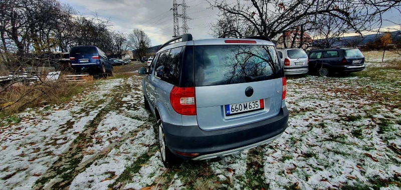 Skoda Yeti EURO 5, снимка 5 - Автомобили и джипове - 48071406