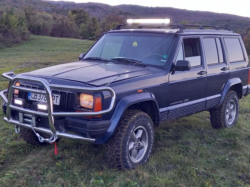 Jeep Cherokee Повдигнат с ролбар лебетка 13000 , снимка 5 - Автомобили и джипове - 48934700