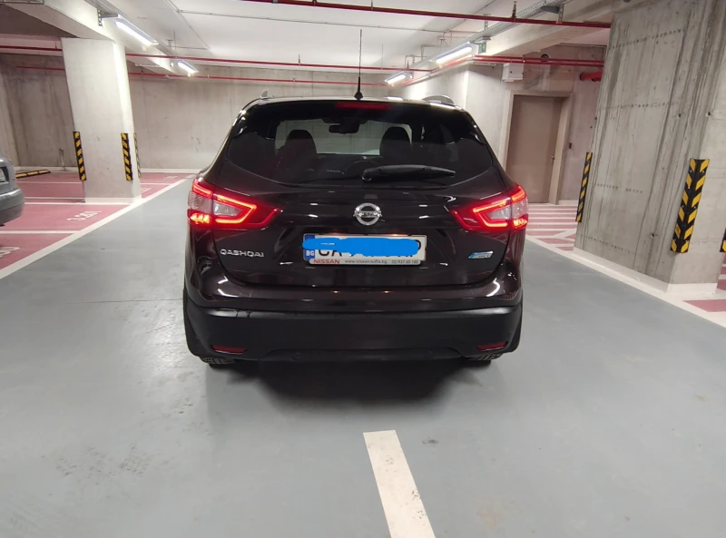 Nissan Qashqai 1.6 dCi, снимка 6 - Автомобили и джипове - 49257917