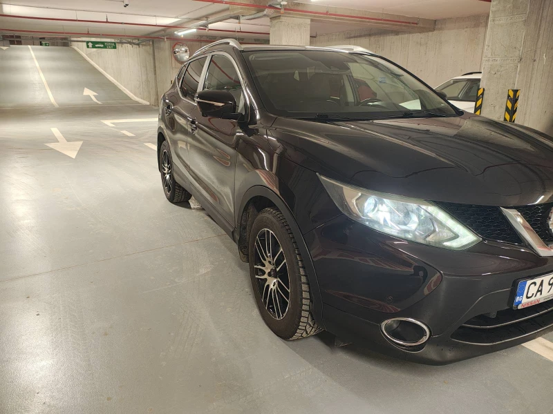 Nissan Qashqai 1.6 dCi, снимка 3 - Автомобили и джипове - 49257917