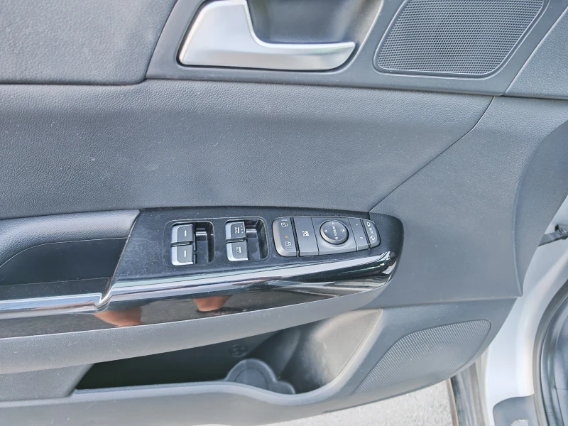 Kia Sportage 1.6 CRDi GT-Line, снимка 9 - Автомобили и джипове - 51680931