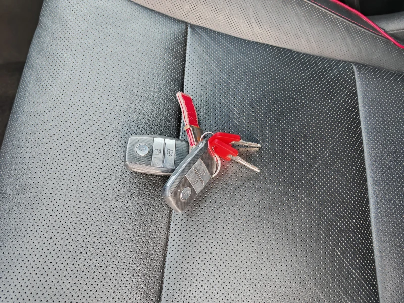 Kia Sportage 1.6 CRDi GT-Line, снимка 17 - Автомобили и джипове - 51680931