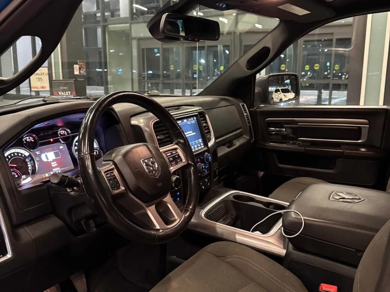 Dodge RAM 1500 * Warlock 4x4 Crew Cab 5&#39;7&#34; Box * CARFAX *, снимка 5 - Автомобили и джипове - 52674336