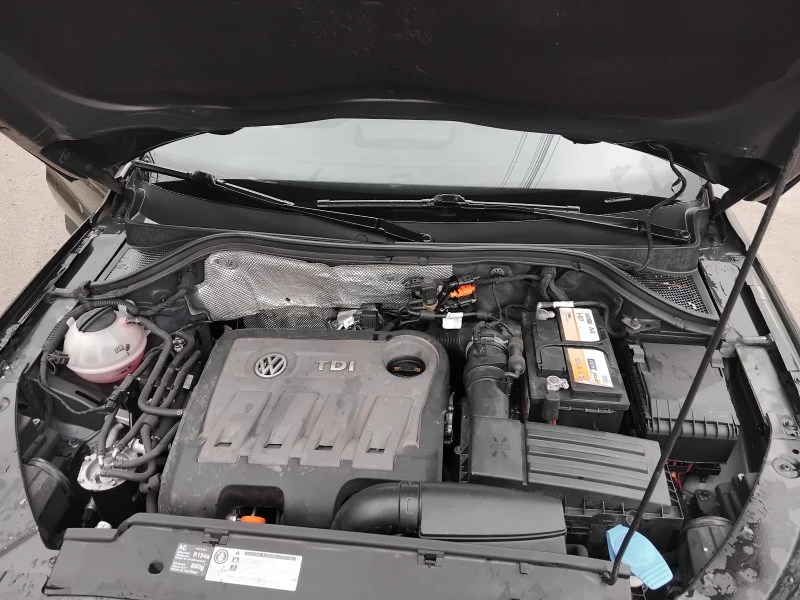 VW Tiguan, снимка 11 - Автомобили и джипове - 53215122