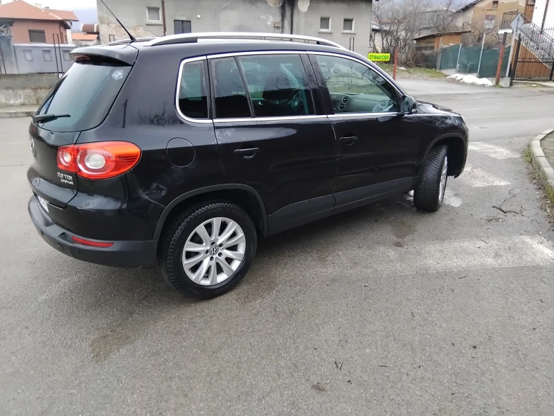 VW Tiguan, снимка 3 - Автомобили и джипове - 53215122