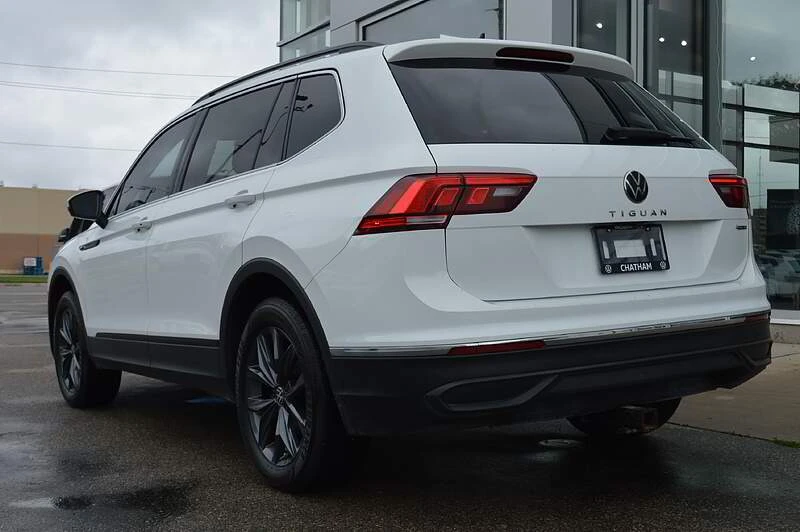 VW Tiguan Comfortline * * CARFAX * * АВТО КРЕДИТ * * , снимка 5 - Автомобили и джипове - 52795442