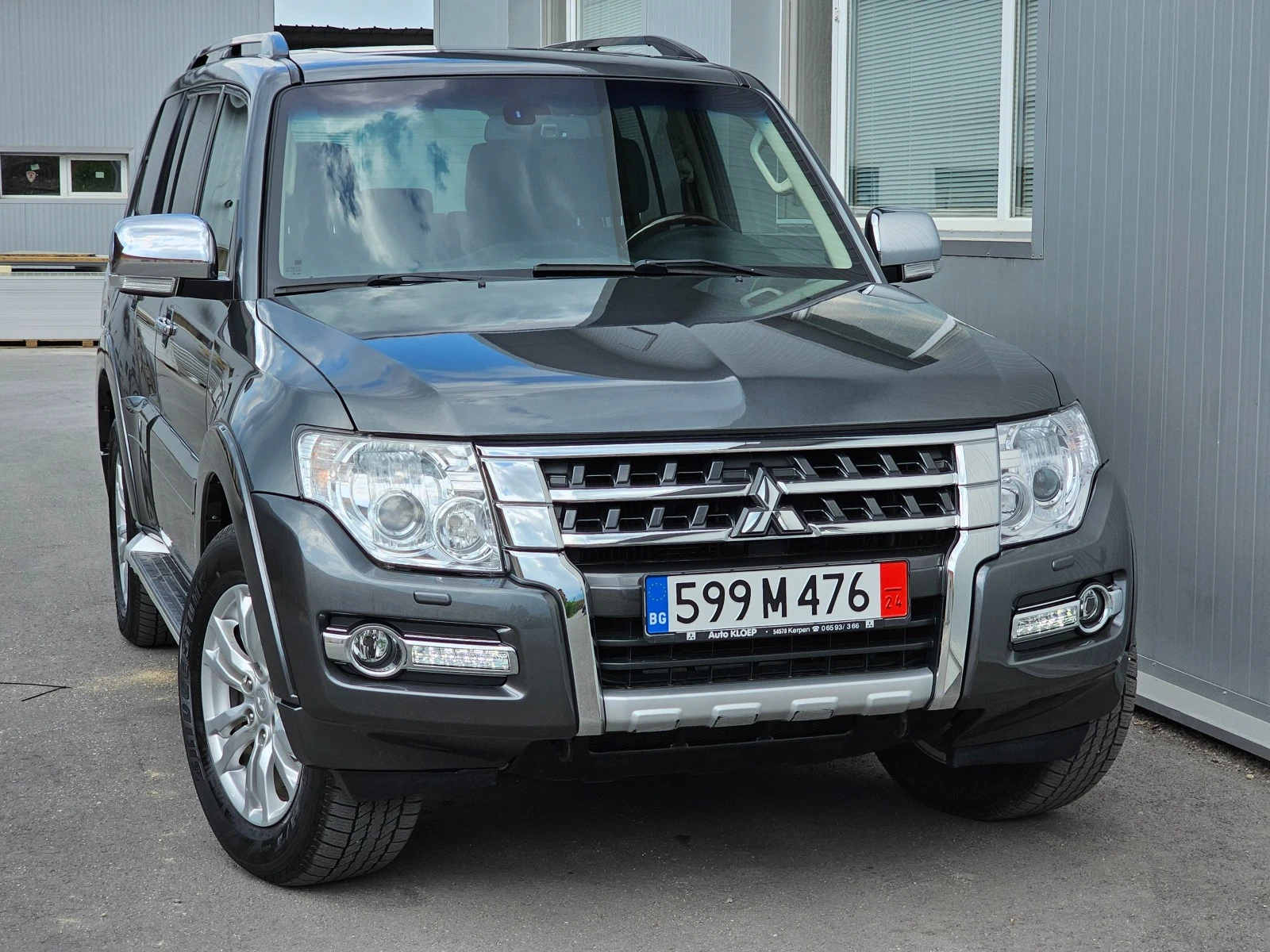 Mitsubishi Pajero  3.2 DI-D Top - изображение 2