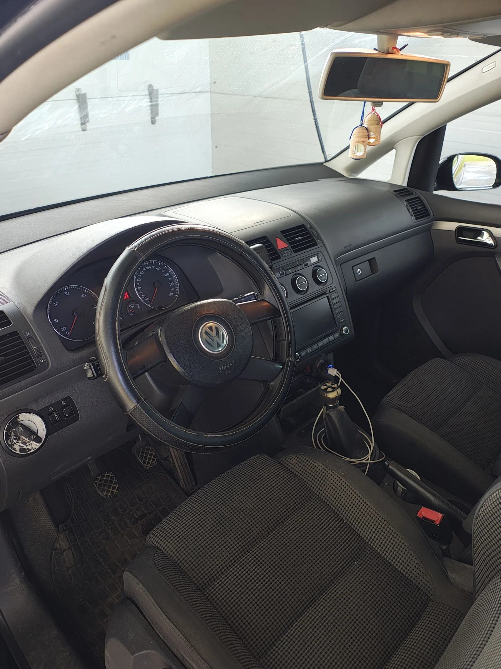 VW Touareg  - изображение 4