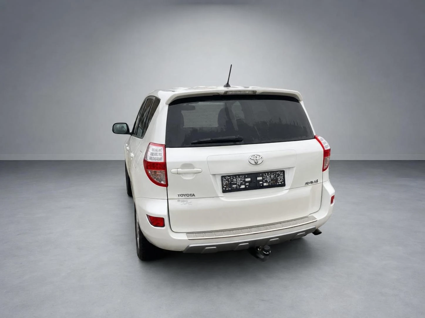 Toyota Rav4 2.2 D-4D, снимка 4 - Автомобили и джипове - 52583074