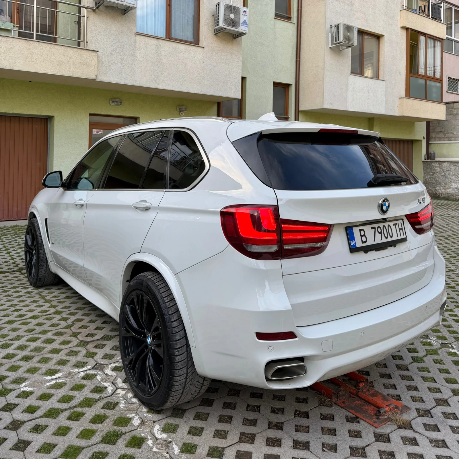 BMW X5 3.5XI MPACK* ВАКУМ* KEYLESS* Headup-display* подгр - изображение 2