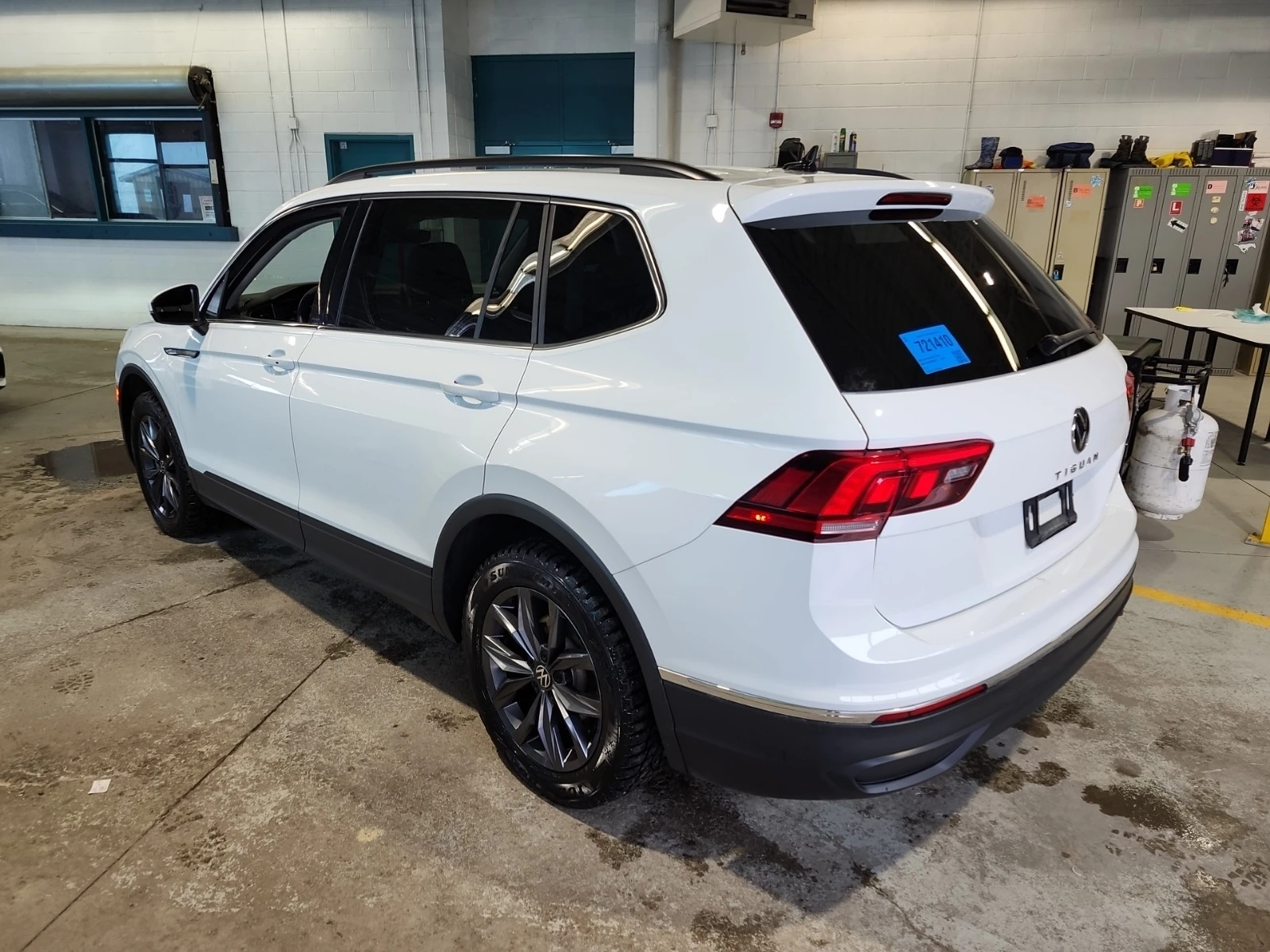 VW Tiguan * * CARFAX * * АВТО КРЕДИТ * * , снимка 6 - Автомобили и джипове - 53889871