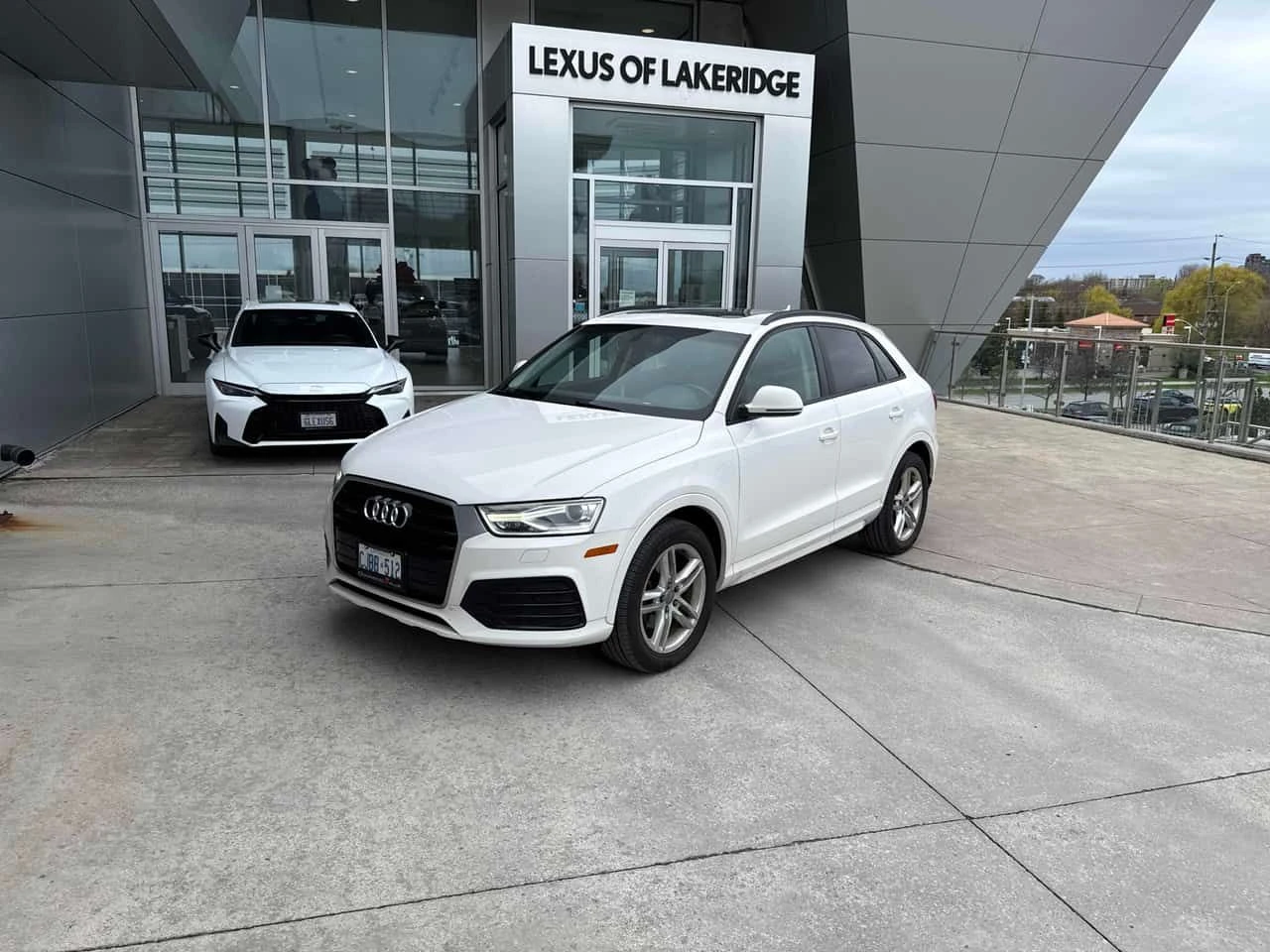 Audi Q3 * Komfort * ПАНОРАМА * ПОДГРЕВ * КЛИП НА МОТОРА