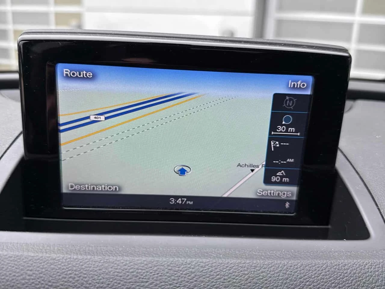 Audi Q3 * Komfort * ПАНОРАМА * ПОДГРЕВ * КЛИП НА МОТОРА, снимка 12 - Автомобили и джипове - 54365993