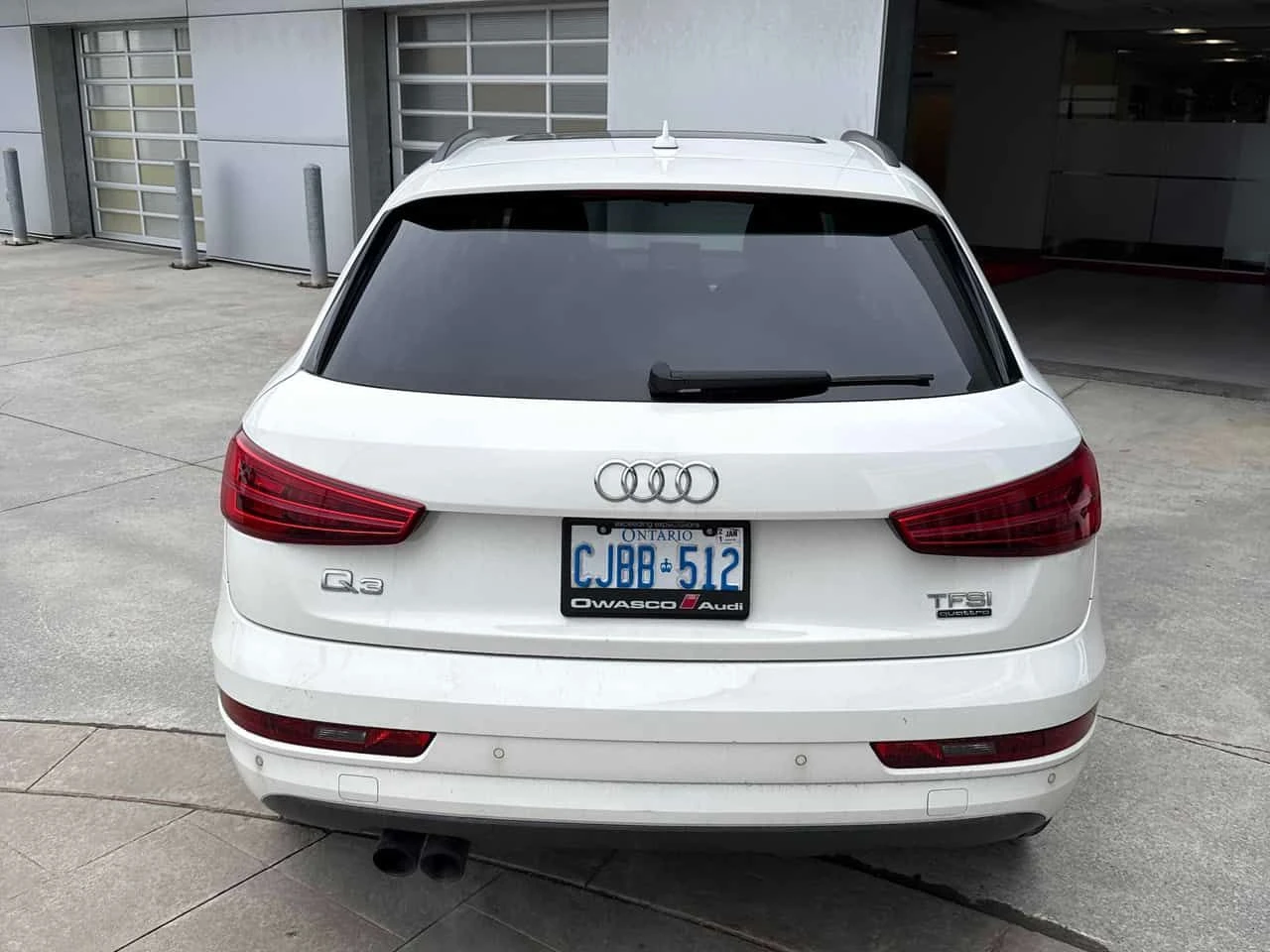 Audi Q3 * Komfort * ПАНОРАМА * ПОДГРЕВ * КЛИП НА МОТОРА, снимка 5 - Автомобили и джипове - 54365993