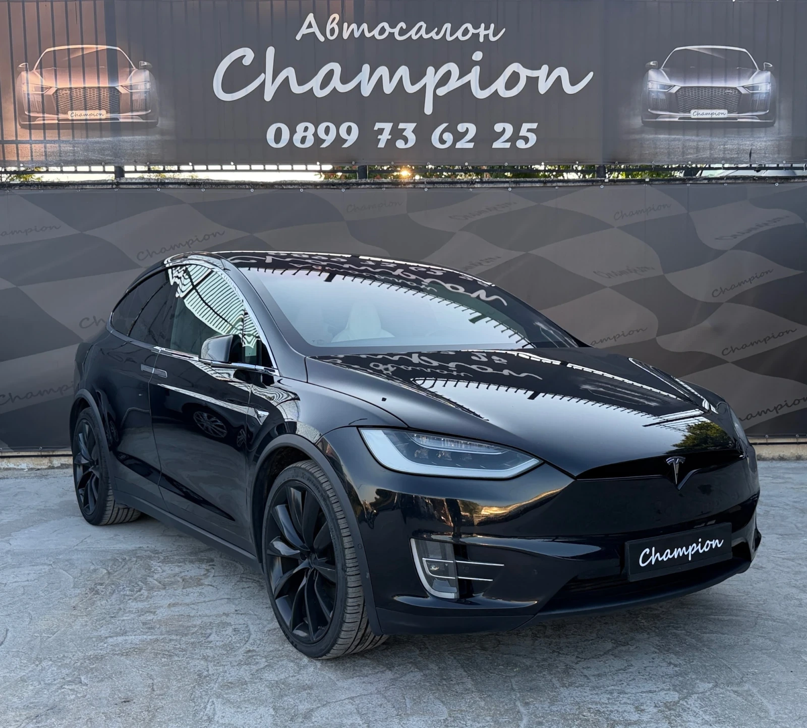 Tesla Model X, снимка 3 - Автомобили и джипове - 55772600