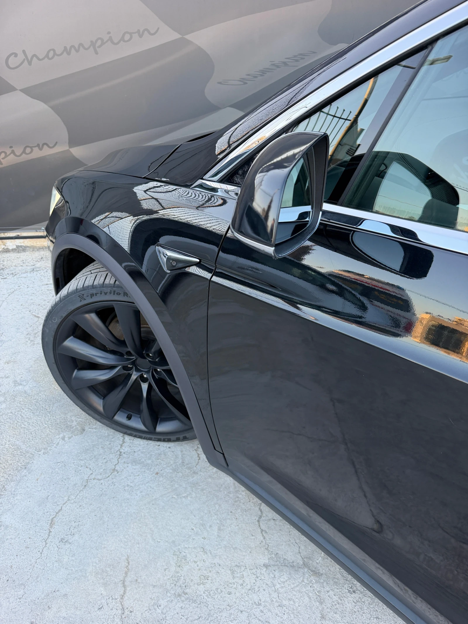 Tesla Model X, снимка 14 - Автомобили и джипове - 55772600