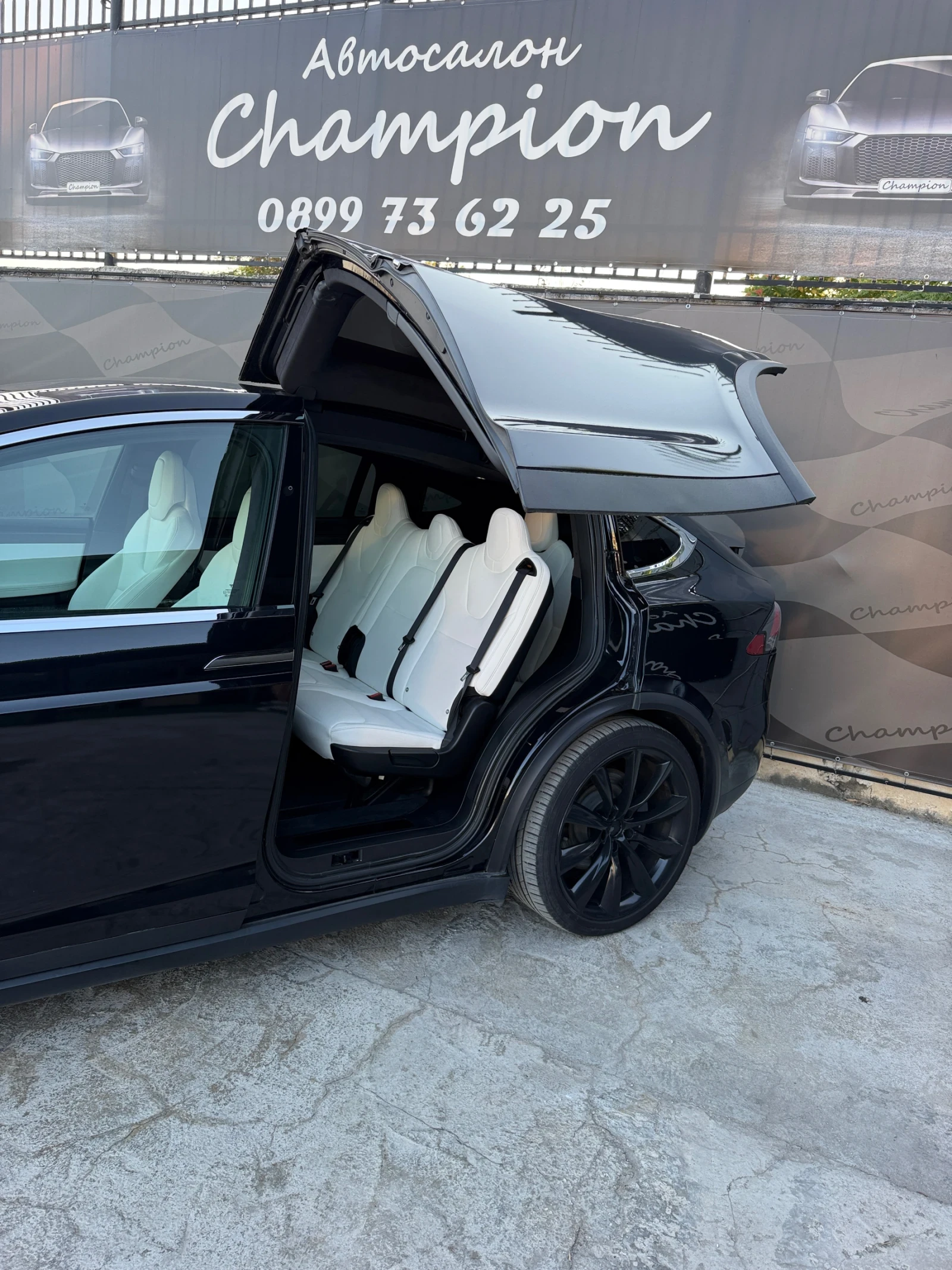 Tesla Model X, снимка 7 - Автомобили и джипове - 55772600