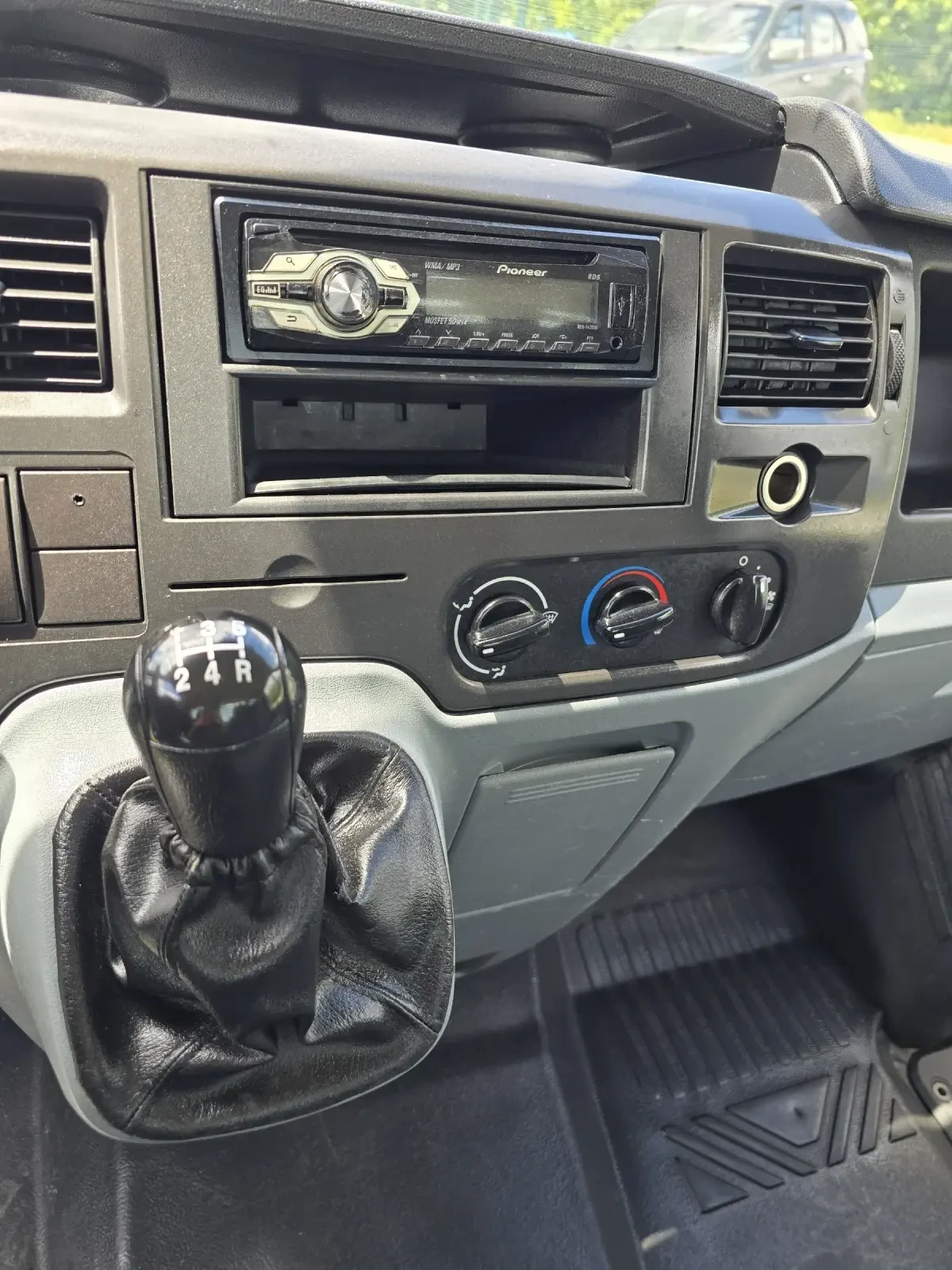 Ford Transit 2.2* 139хил.км* Euro4 - изображение 8