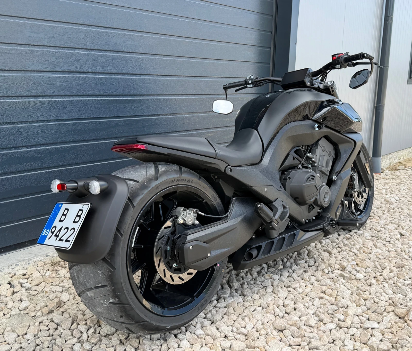 Benda LFC 700 PRO Custom build Black edition , снимка 3 - Мотоциклети и мототехника - 55873126
