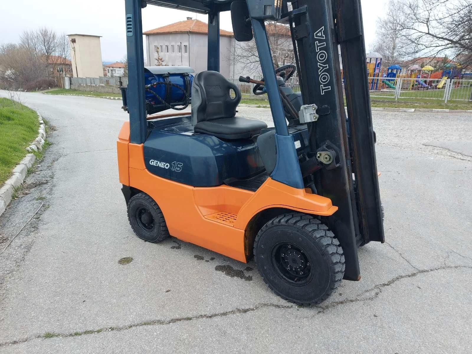 ������� Toyota | Mobile.bg � ����������� 3