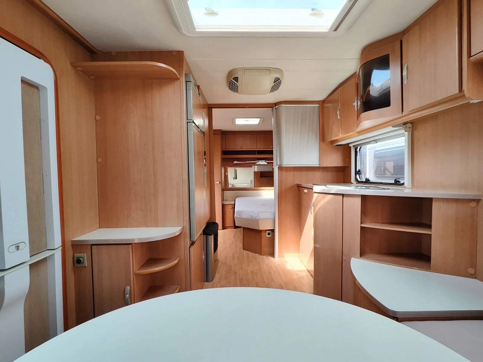 Каравана Tabbert Davinci, снимка 6 - Каравани и кемпери - 54141955