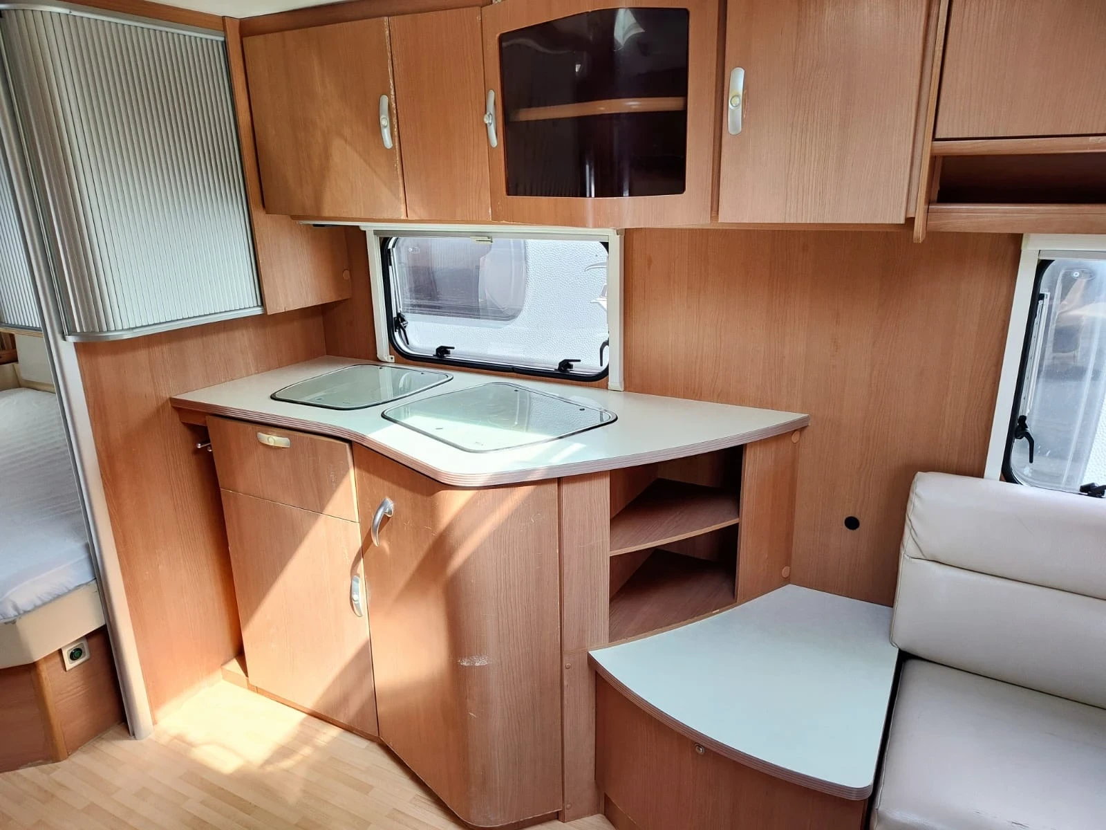 Каравана Tabbert Davinci, снимка 11 - Каравани и кемпери - 54141955