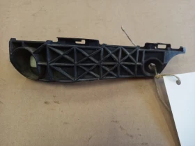 Водач предна броня десен Тойота Рав4 2.2д (9)