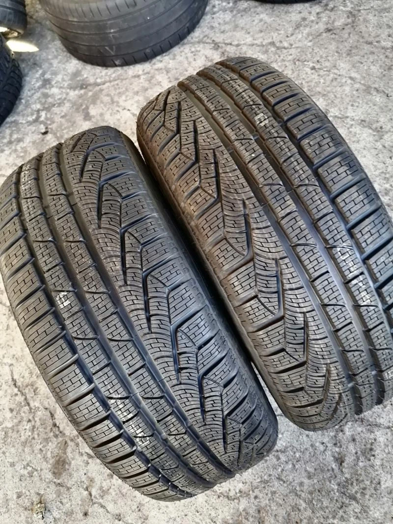 Гуми Зимни 245/55R17, снимка 2 - Гуми и джанти - 29596030