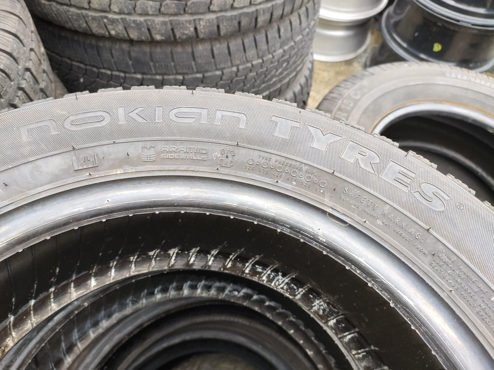Гуми Зимни 185/65R15, снимка 7 - Гуми и джанти - 56735407
