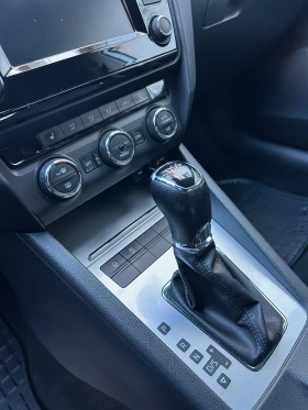 Skoda Octavia - 11400 € / 22296.46 лв. - 86448163 12