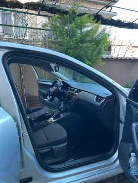 Skoda Octavia - 11400 € / 22296.46 лв. - 86448163 7