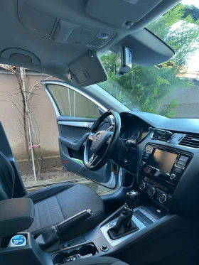 Skoda Octavia - 11400 € / 22296.46 лв. - 86448163 8