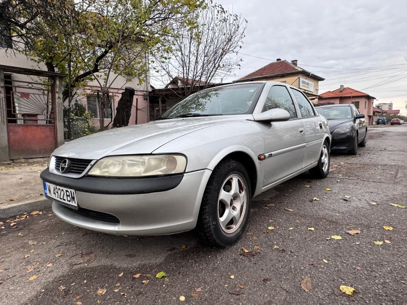 Opel Vectra В, снимка 1 - Автомобили и джипове - 47571884