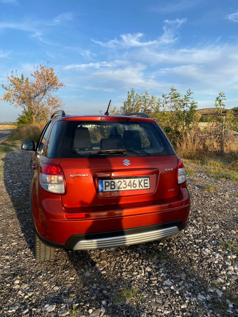 Suzuki SX4, снимка 5 - Автомобили и джипове - 47316631