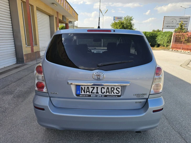 Toyota Corolla verso 2.2/D-4D/7-МЕСТНА, снимка 5 - Автомобили и джипове - 47380832