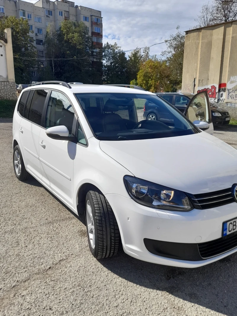 VW Touran, снимка 5 - Автомобили и джипове - 47570121