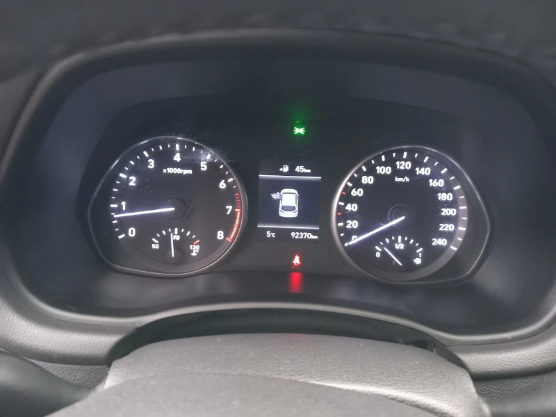 Hyundai I30 !!!1.4benzin !!! 101KC !!! Evro 6 !!!, снимка 10 - Автомобили и джипове - 48240149