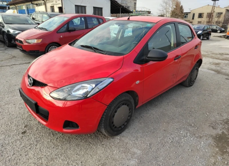 Mazda 2, снимка 2 - Автомобили и джипове - 48406251