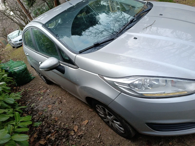 Ford Fiesta, снимка 3 - Автомобили и джипове - 49084411