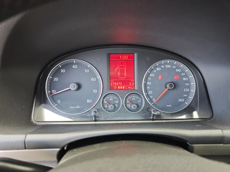 VW Touran 2.0i-ECOFUEL, снимка 8 - Автомобили и джипове - 52021504