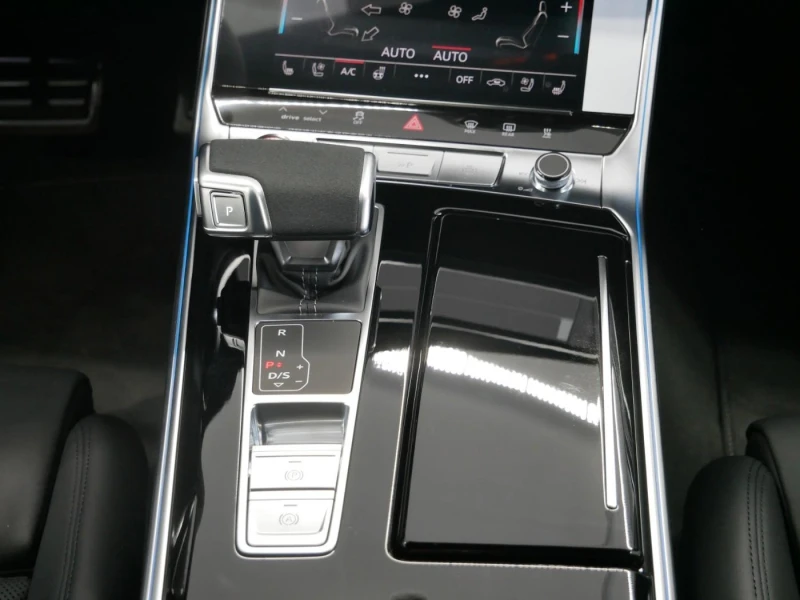 Audi Rs6 PERFORMANCE B&O MATRIX PANORAMA, снимка 12 - Автомобили и джипове - 52068125