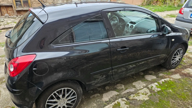 Opel Corsa, снимка 4 - Автомобили и джипове - 52106321