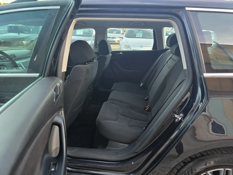 VW Passat 2.0TDI COMMON RAIL 4MOTION, снимка 11 - Автомобили и джипове - 52257235
