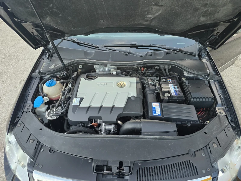VW Passat 2.0TDI COMMON RAIL 4MOTION, снимка 17 - Автомобили и джипове - 52257235