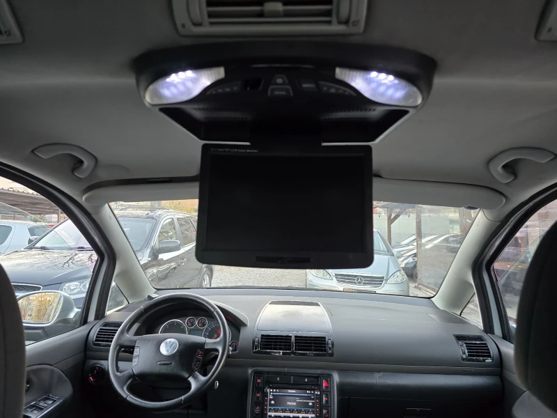 VW Sharan 2.0TDI BUSINESS , снимка 11 - Автомобили и джипове - 52437568