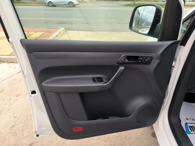 VW Caddy 2.0i-Euro-5B, снимка 13 - Автомобили и джипове - 52635088