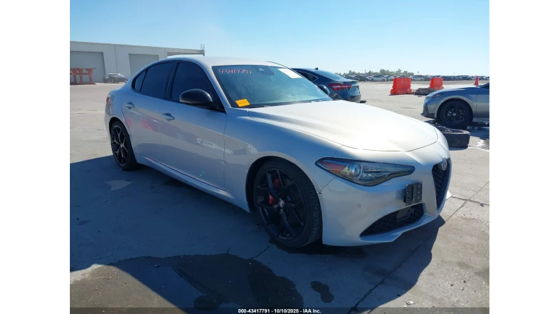 Alfa Romeo Giulia TI RWD, снимка 9 - Автомобили и джипове - 52643231