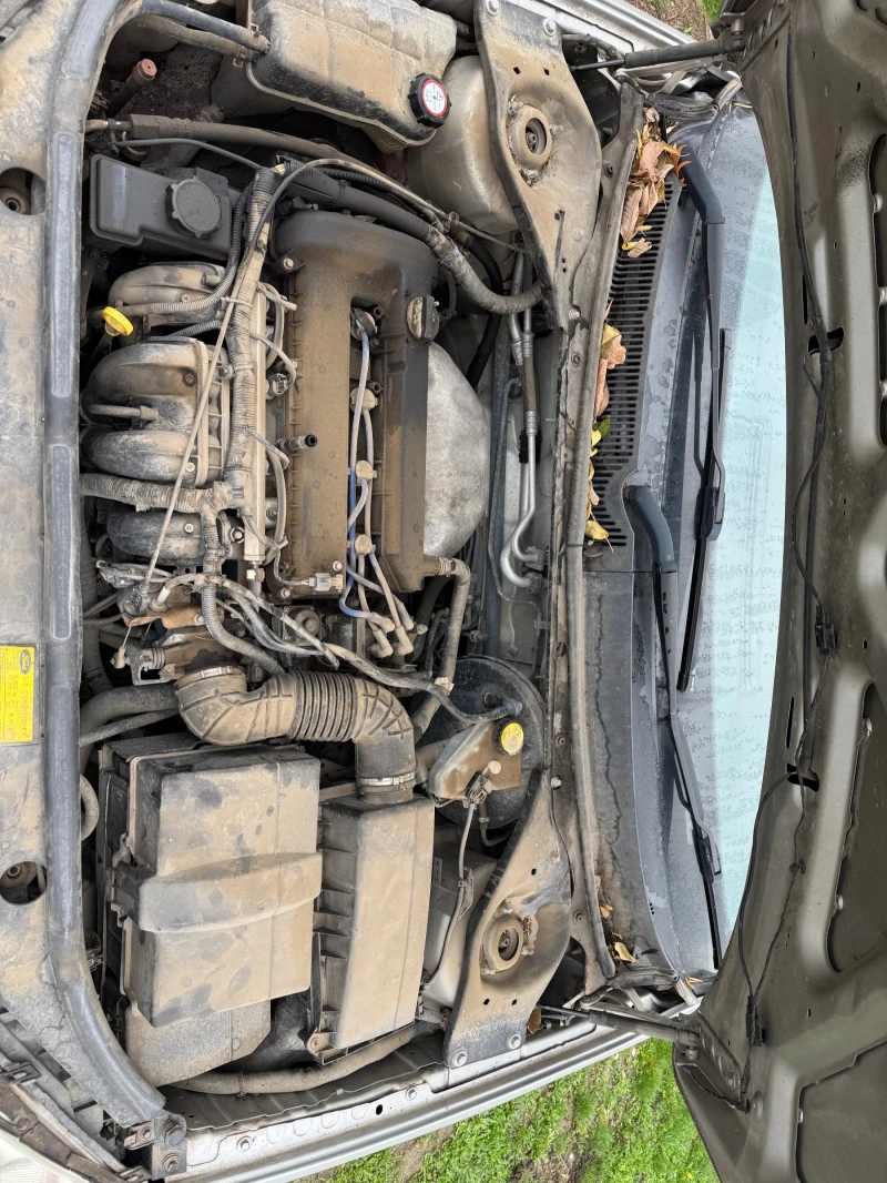 Ford Mondeo 2.0i, снимка 9 - Автомобили и джипове - 52703758