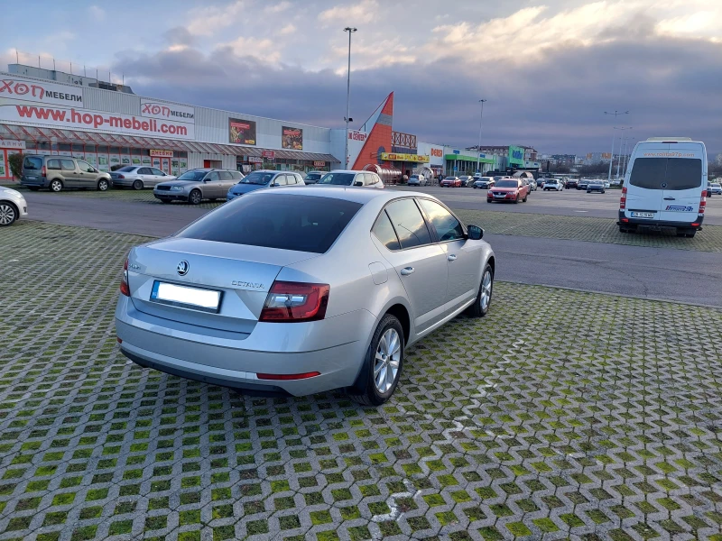 Skoda Octavia, снимка 5 - Автомобили и джипове - 53021865