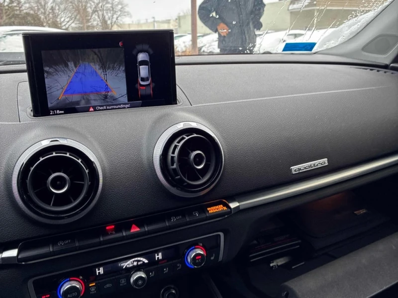 Audi A3 * 2.0T Progressiv * CARFAX / LED/CAMERA/ПОДГРЕВИ, снимка 15 - Автомобили и джипове - 53271558